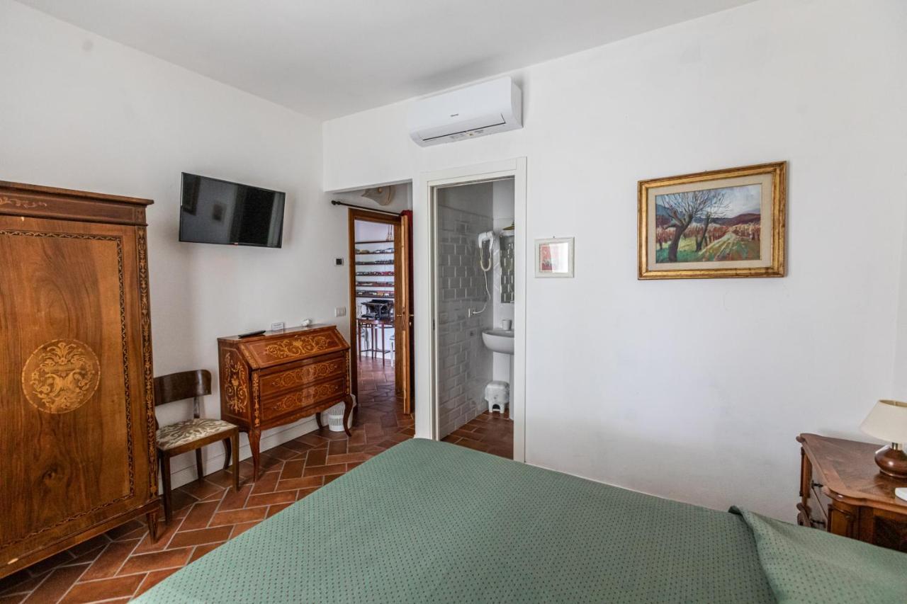 سكاربيرا La Locanda Di Adele - Il Giardinetto B&B المظهر الخارجي الصورة