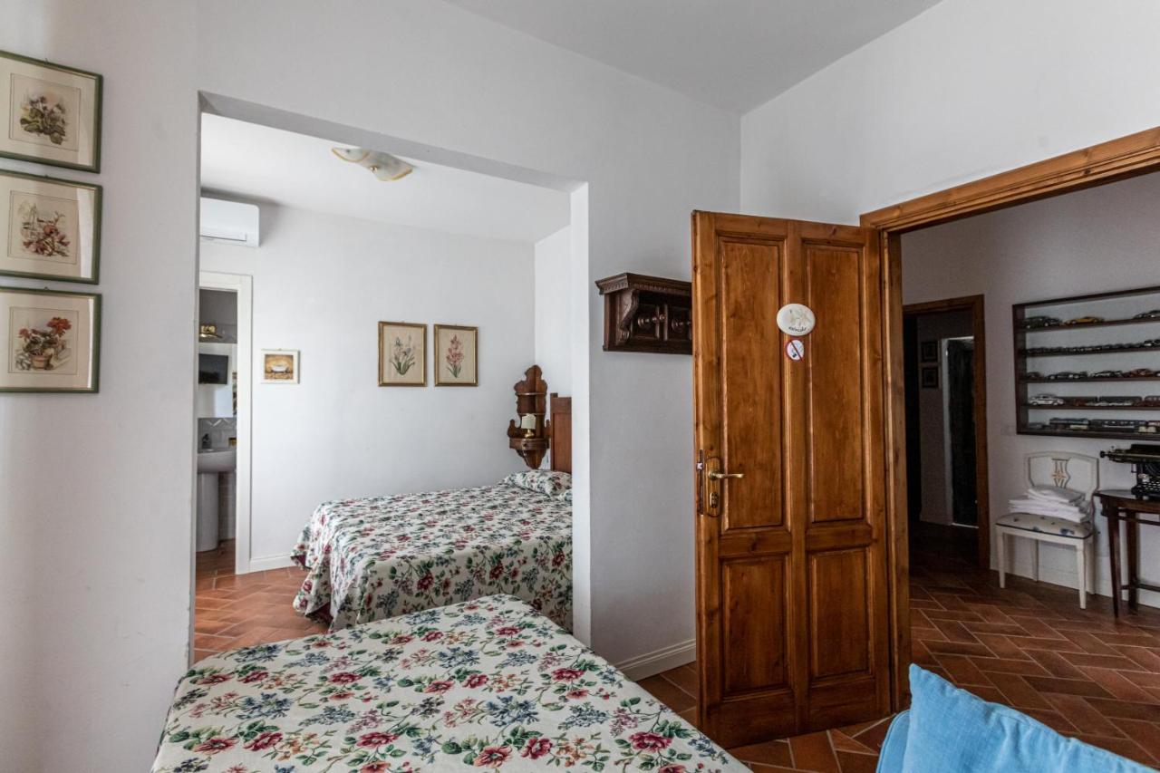 سكاربيرا La Locanda Di Adele - Il Giardinetto B&B المظهر الخارجي الصورة