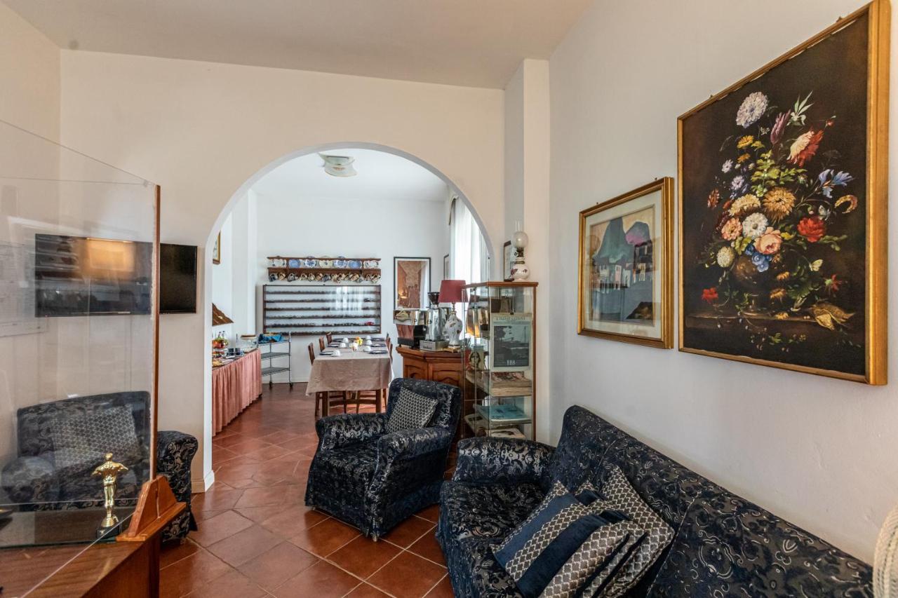 سكاربيرا La Locanda Di Adele - Il Giardinetto B&B المظهر الخارجي الصورة